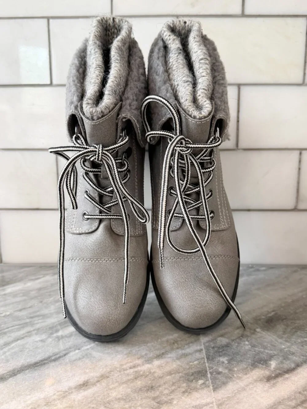White Mountain Sandro Grey Lace Up Ankle Boots Sweater Cuff 7.5